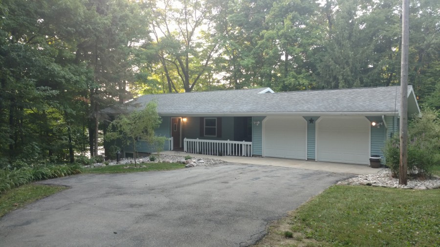 4445 SKYLINE DR, PERRINTON, MI 48871 is For Sale By Owner Reozom