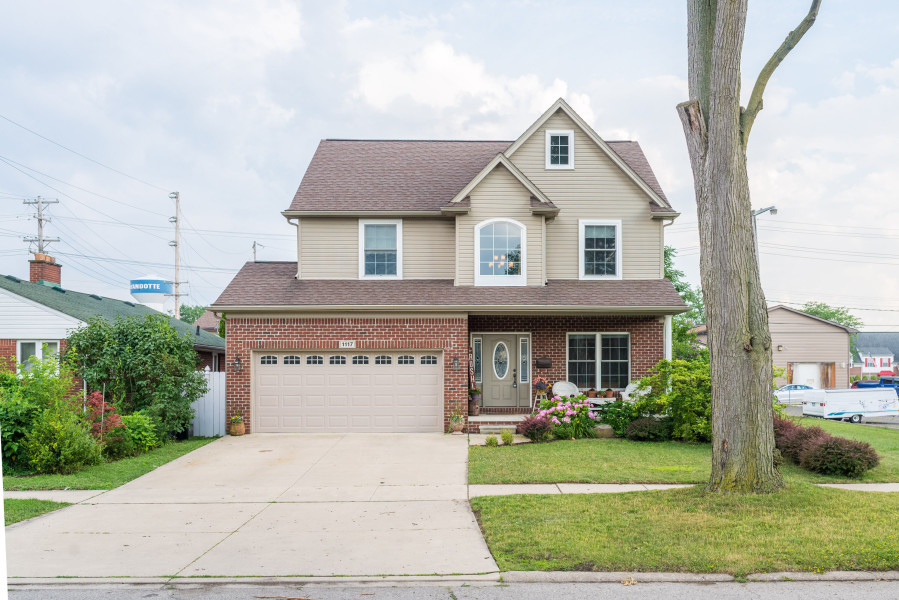 1117 Sycamore St, Wyandotte, MI 48192 is For Sale By Owner Reozom