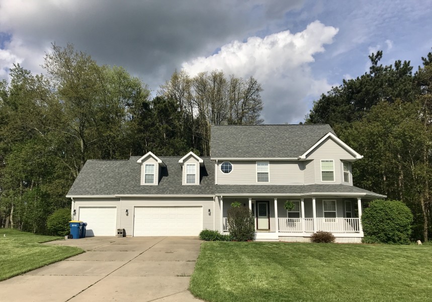 7562 Rolling Meadows Dr, Kalamazoo, MI 49009 is For Sale By Owner Reozom