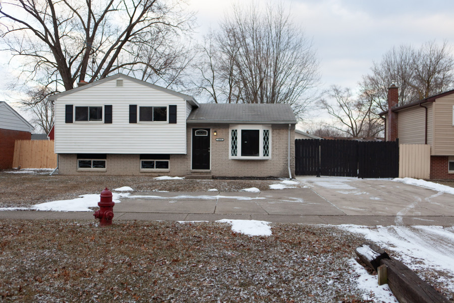 10099 Beech Daly, Taylor, MI 48180 is For Sale By Owner Reozom