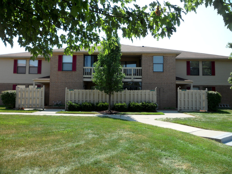 61154 Greenwood Dr, South Lyon, MI 48176 is For Sale By Owner Reozom