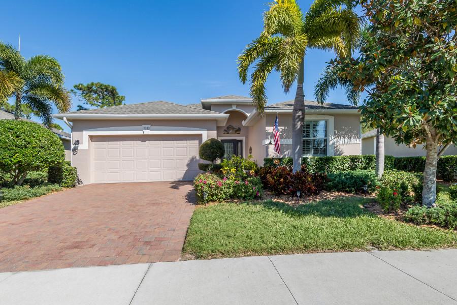 9082 Coachman Drive, Venice, FL 34293 is For Sale By Owner Reozom