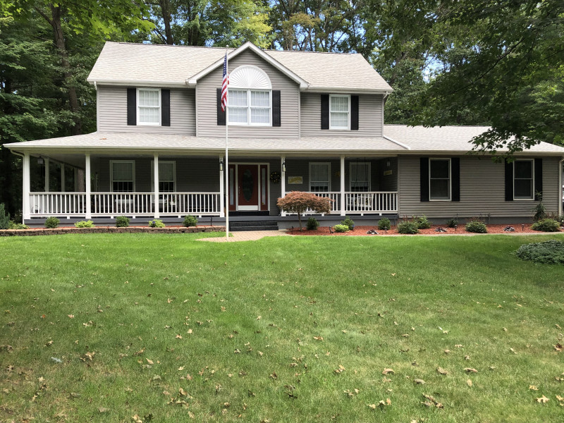 898 Rosewood Blvd, Midland, MI 48640 is For Sale By Owner Reozom