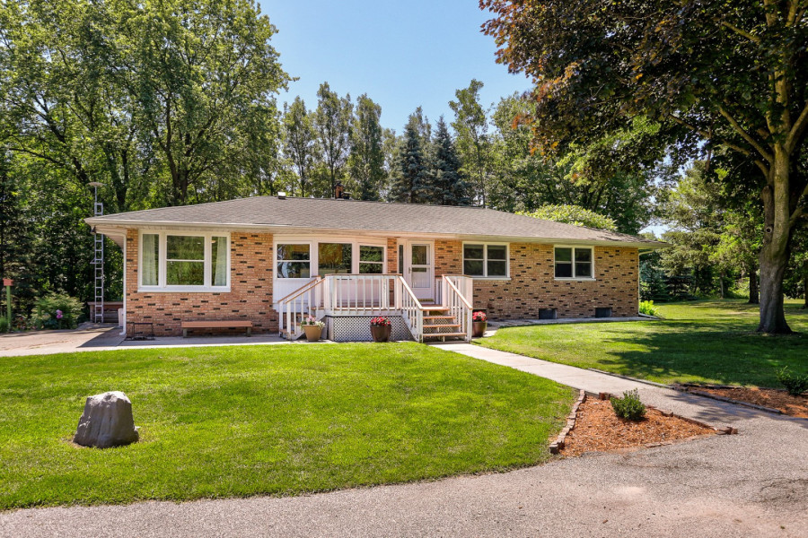 5820 Iris Rd, Ludington, MI 49431 is For Sale By Owner Reozom