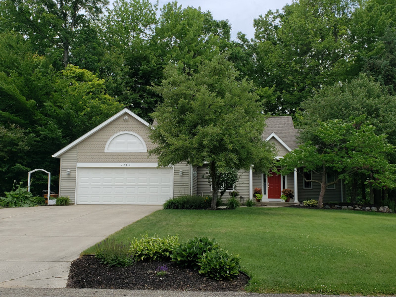 7255 Tory Dr, Hudsonville, MI 49426 is For Sale By Owner Reozom