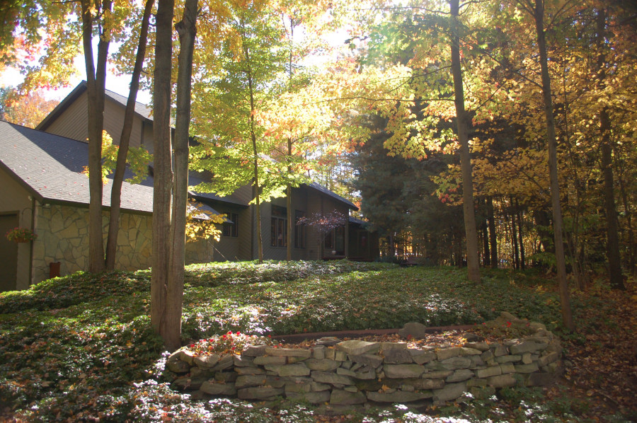 4701 Butternut Place, Midland, MI 48640 is For Sale By Owner Reozom