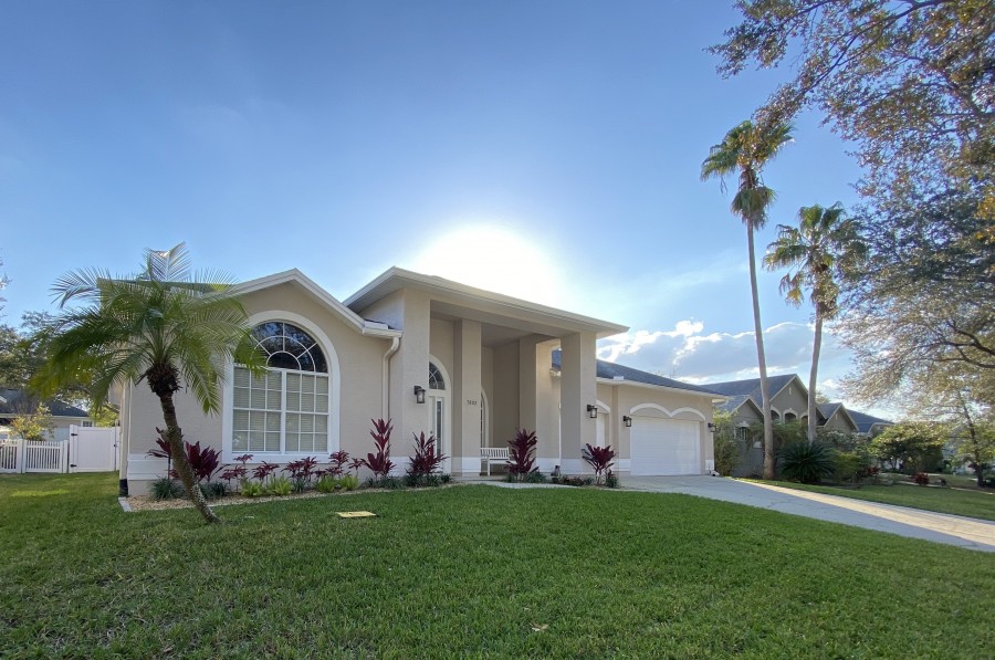 7802 Bardmoor Hill Circle, Orlando, FL 32835 is For Sale By Owner Reozom