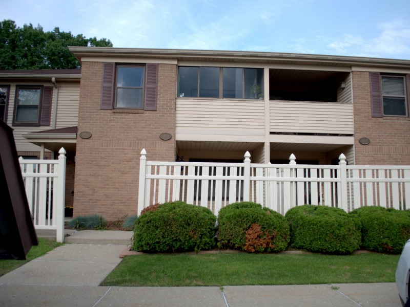 19514 Northridge Drive, Northville, MI 48167 is For Sale By Owner Reozom