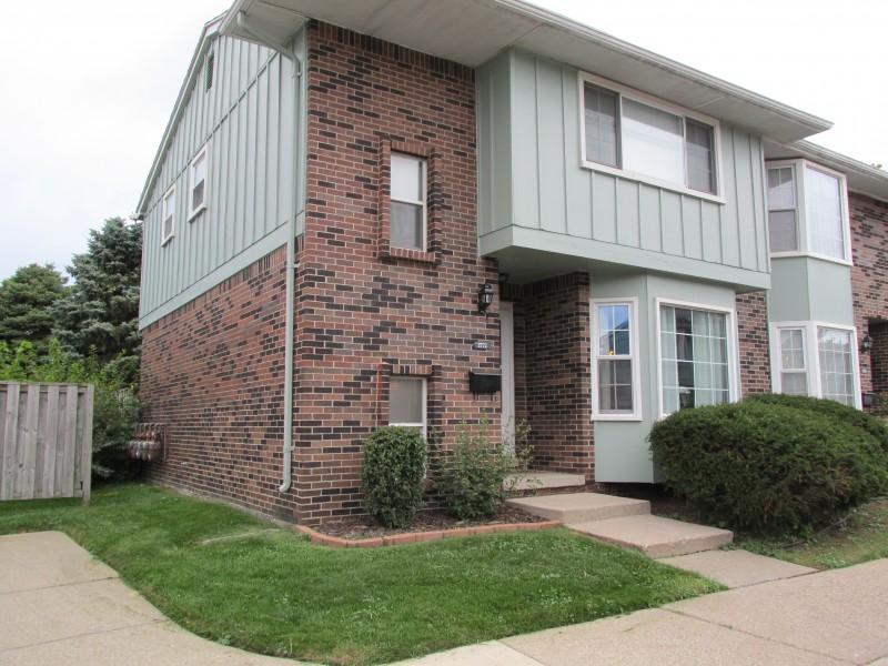 2772 Page Ave, Ann Arbor, MI 48104 is For Sale By Owner Reozom